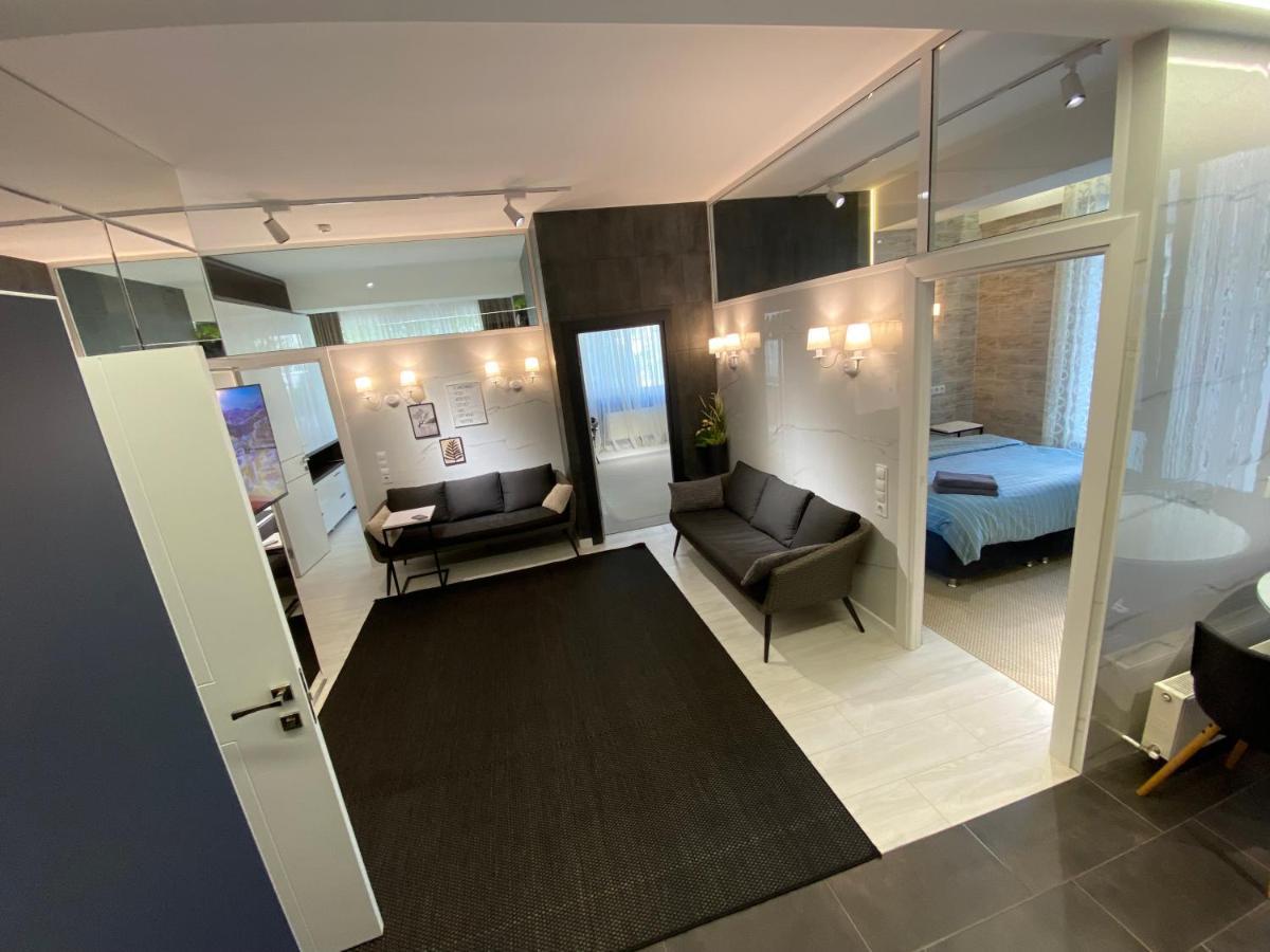 Rentnow Modern Business Apartment With 3 Bedrooms In Centre Кишинев Екстериор снимка