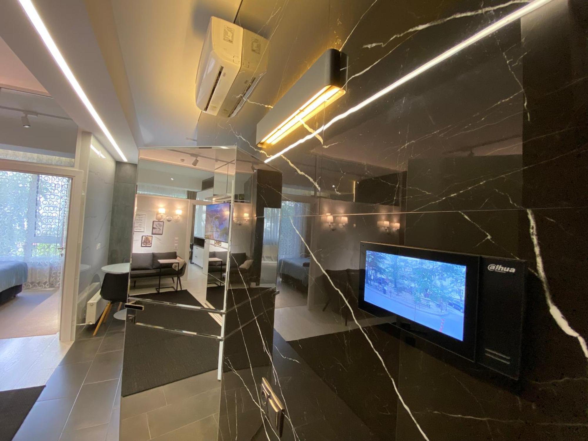 Rentnow Modern Business Apartment With 3 Bedrooms In Centre Кишинев Екстериор снимка