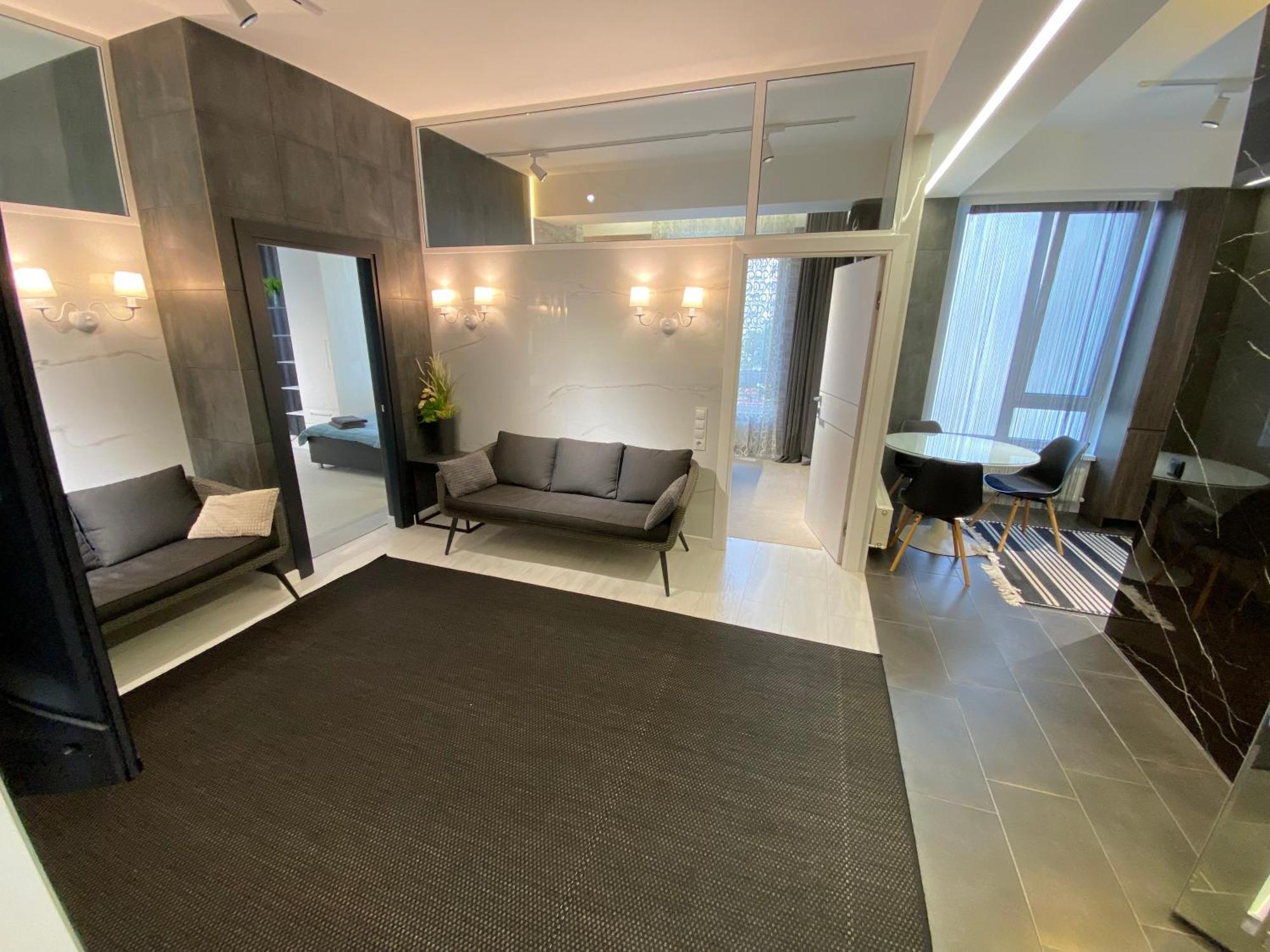 Rentnow Modern Business Apartment With 3 Bedrooms In Centre Кишинев Екстериор снимка