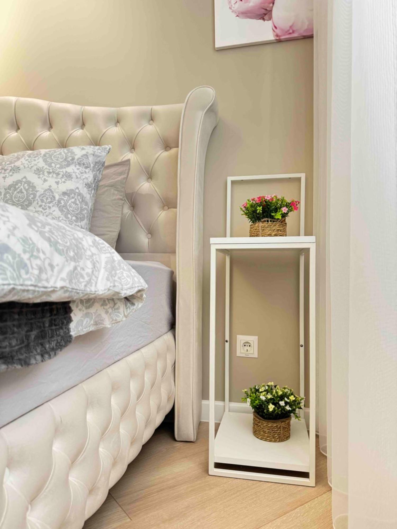 Rentnow Modern Business Apartment With 3 Bedrooms In Centre Кишинев Екстериор снимка