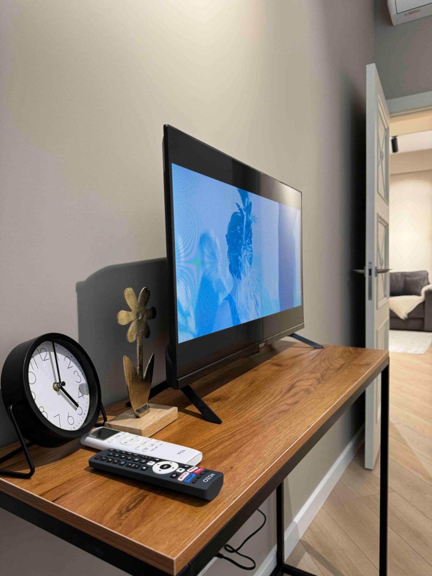 Rentnow Modern Business Apartment With 3 Bedrooms In Centre Кишинев Екстериор снимка